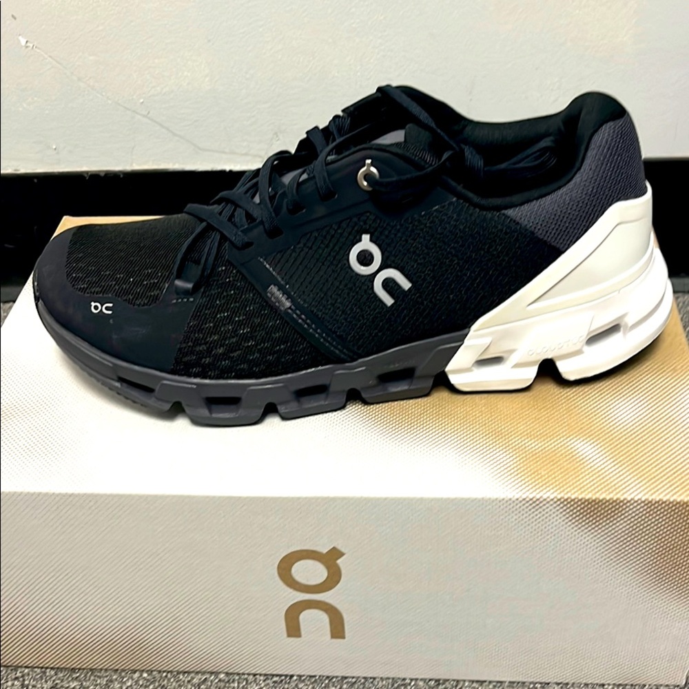 On Running Men's Cloudflyer 4 Black and White Running Shoes